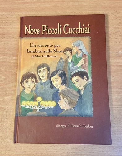 Nove piccoli cucchiai - nove,